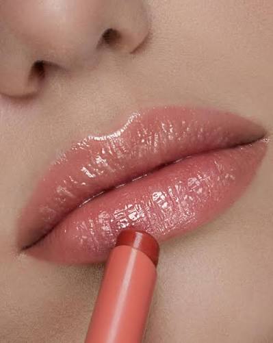 Lip Gloss + Treatments